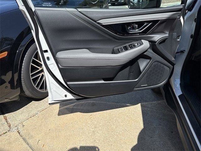 New 2025 Subaru Outback Onyx Edition image 7