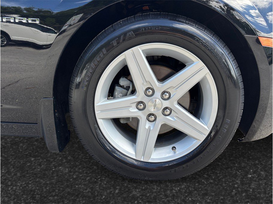Used 2013 Chevrolet Camaro LS RWD image 12