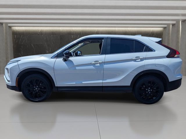 Used 2024 Mitsubishi Eclipse Cross LE AWD/4WD image 2