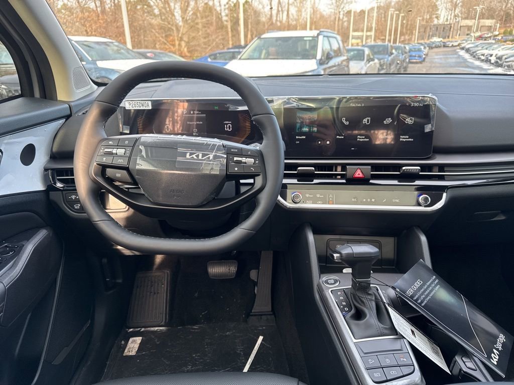 New 2026 Kia Sportage EX image 2