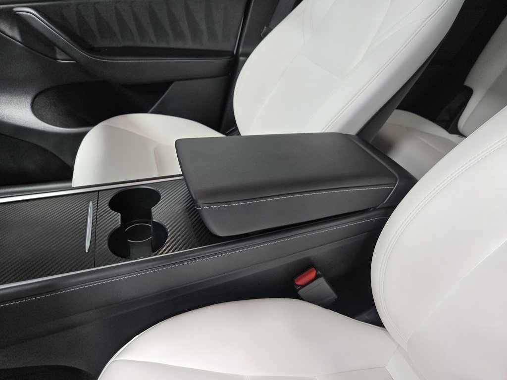 Used 2023 Tesla Model Y Long Range image 28