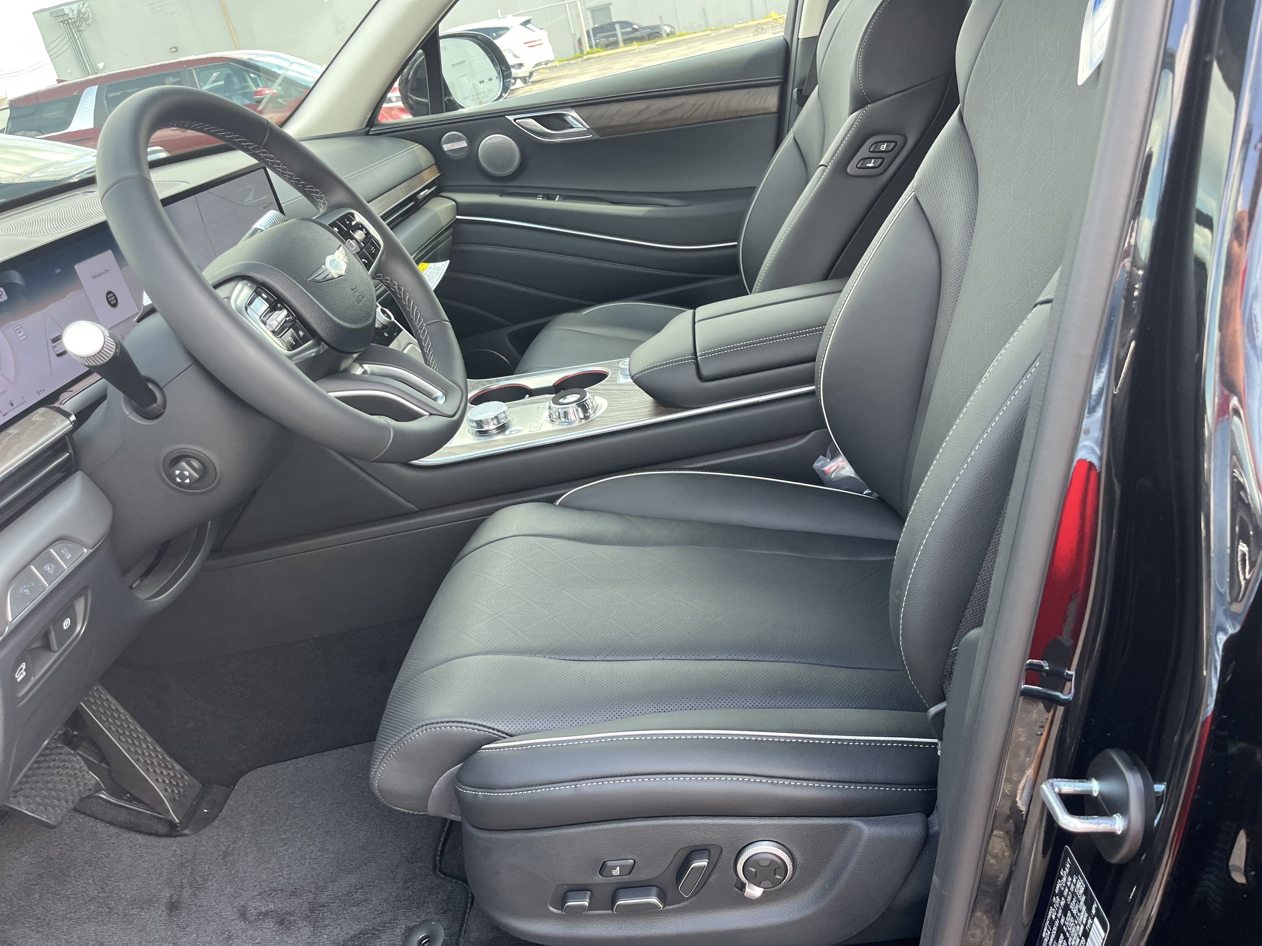 New 2025 Genesis GV80 3.5T Advanced image 4