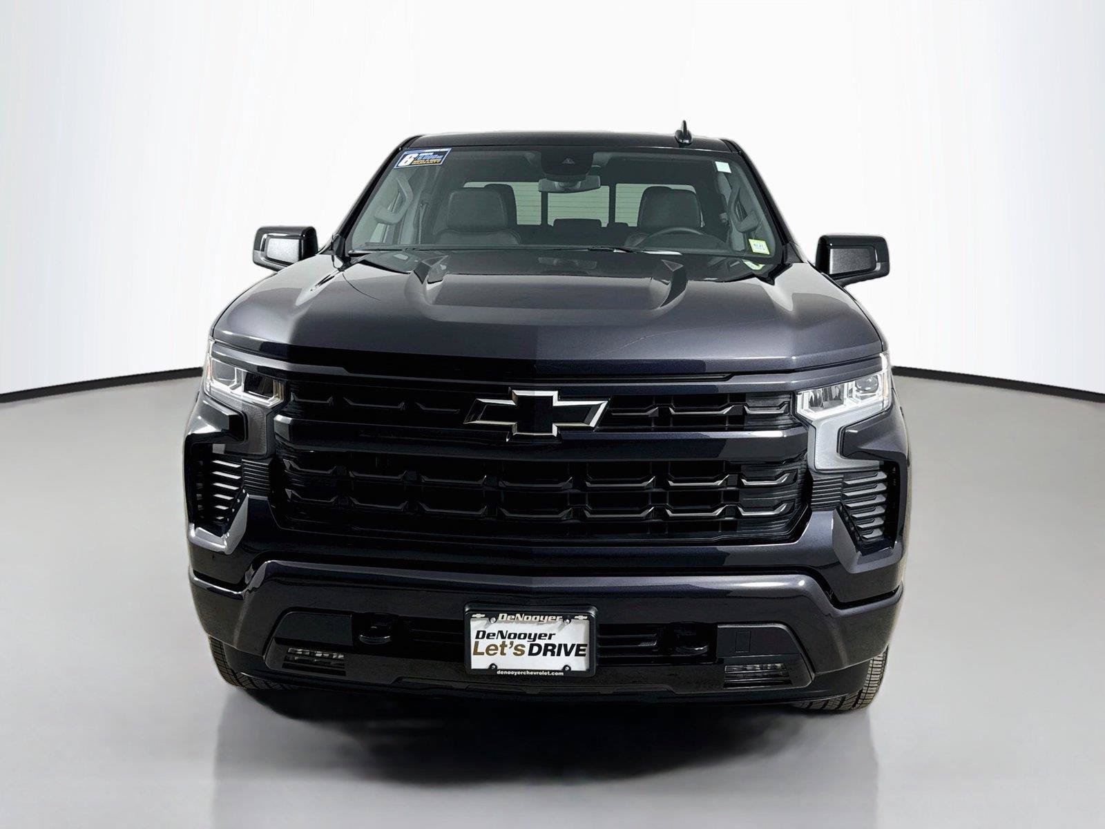 Used 2024 Chevrolet Silverado 1500 RST w/ Convenience Package II AWD/4WD image 4