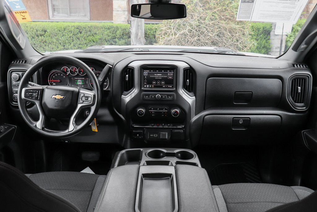 Used 2022 Chevrolet Silverado 2500 Custom w/ Custom Value Package image 25