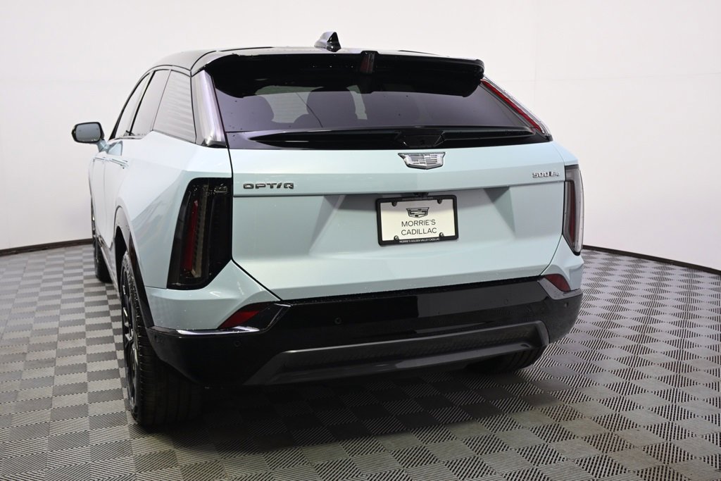 New 2025 Cadillac Optiq Sport 2 w/ LPO, ONYX Package image 4