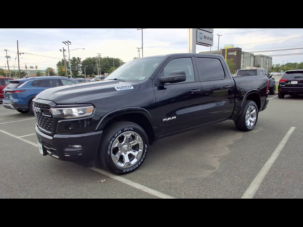 Used 2025 RAM 1500 Big Horn AWD/4WD image 4