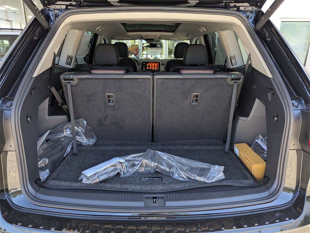 New 2026 Volkswagen Atlas Peak Edition image 33