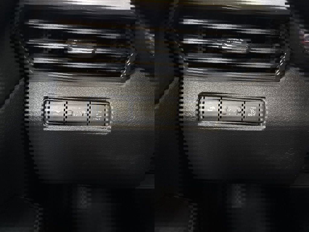 Used 2021 Nissan Altima 2.5 SR image 24