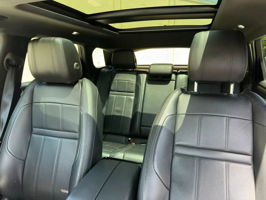 Used 2021 Land Rover Range Rover Evoque S AWD/4WD image 11