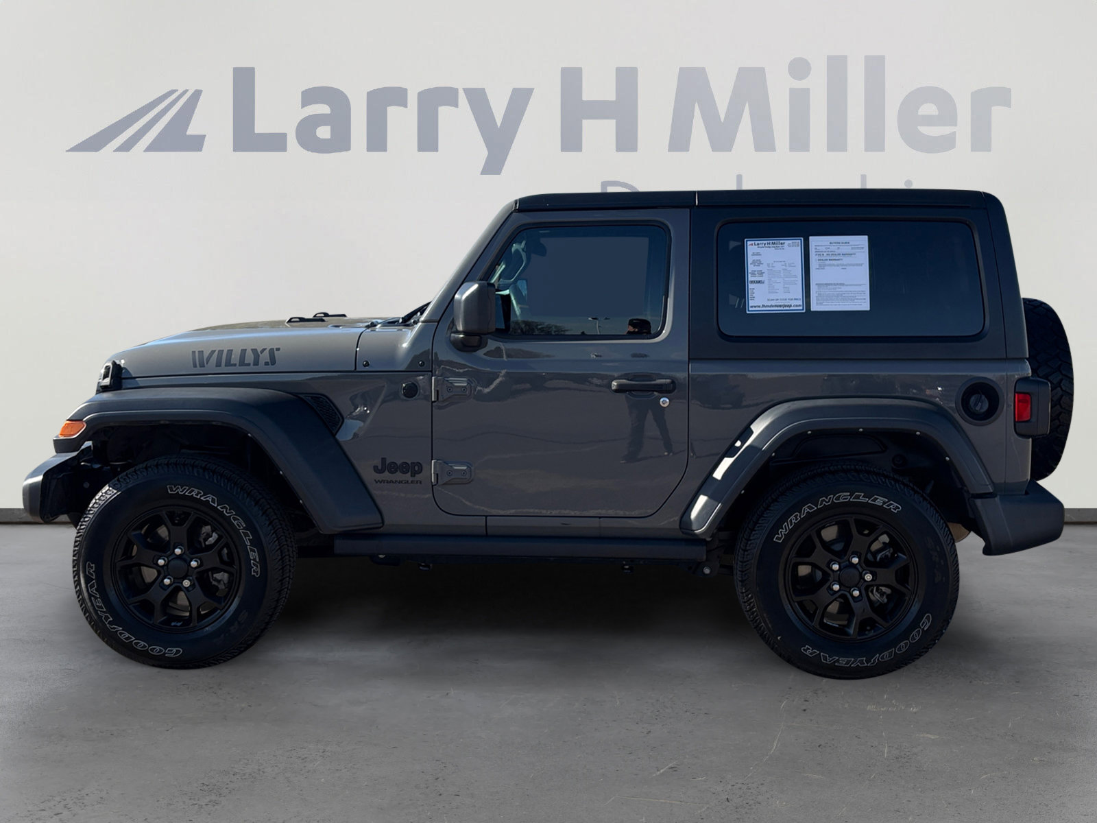 Used 2021 Jeep Wrangler Sport AWD/4WD image 3