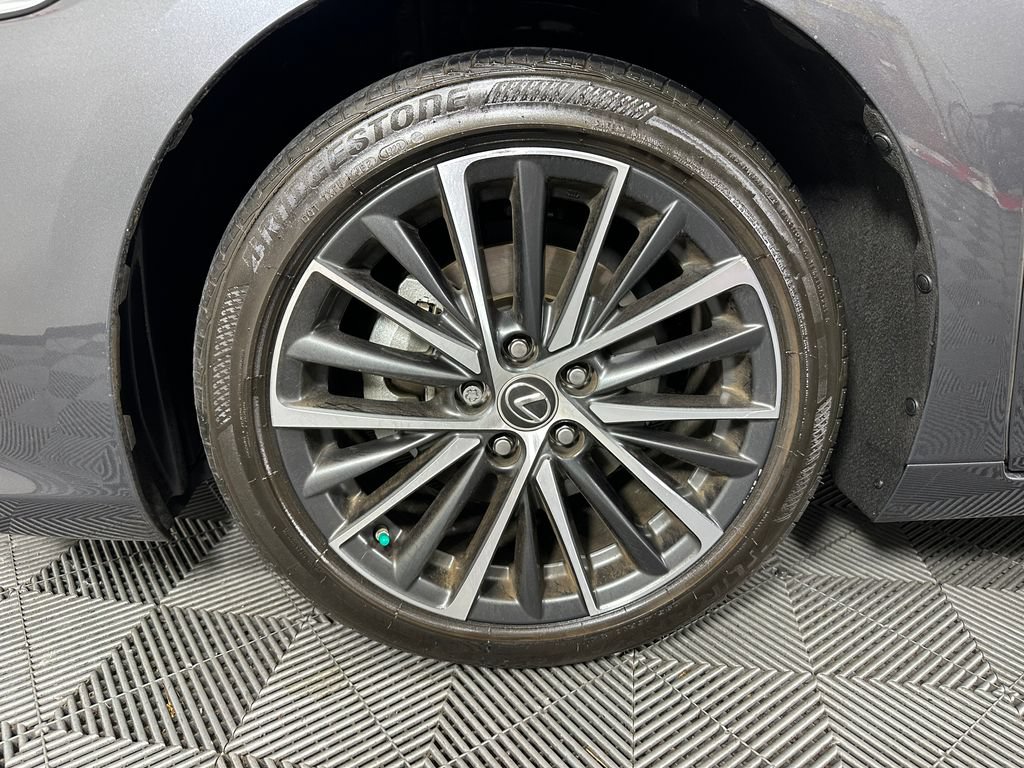 Used 2023 Lexus ES 250 w/ Premium Package AWD/4WD image 11
