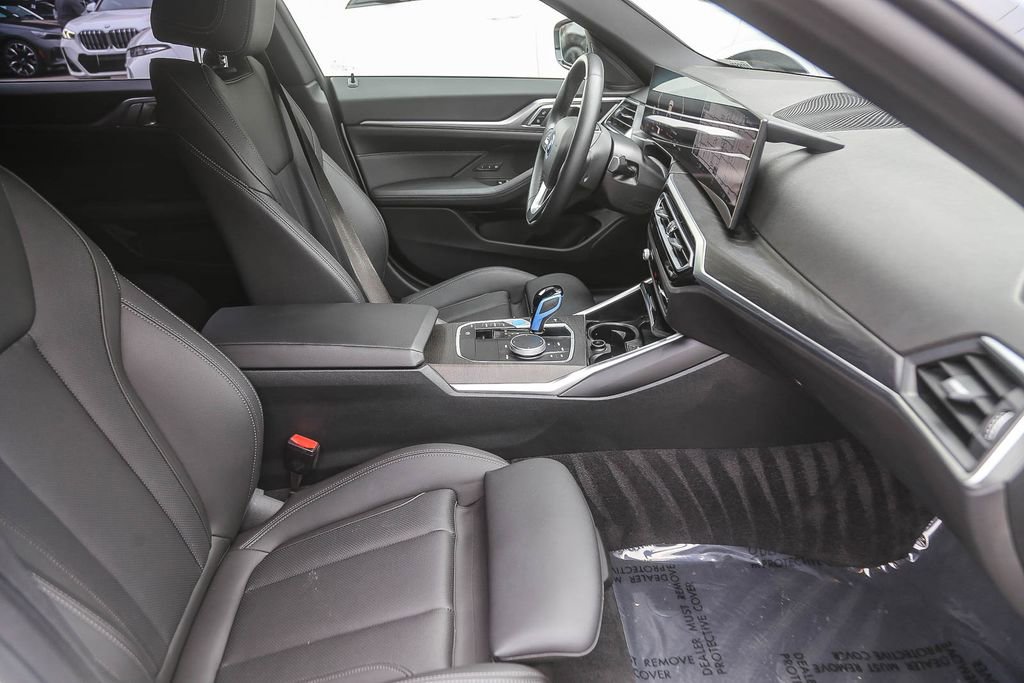 Certified 2023 BMW i4 eDrive35 RWD image 13