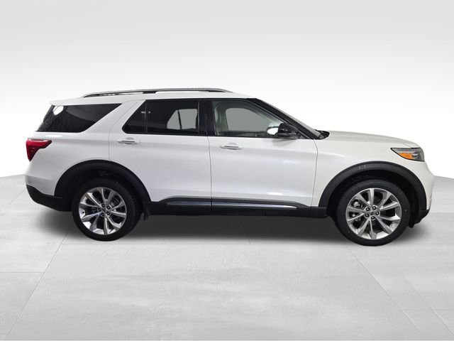 Certified 2023 Ford Explorer Platinum w/ Technology Package image 8