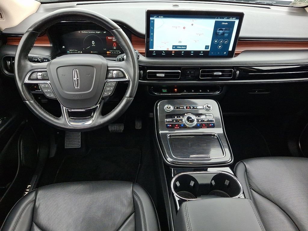 Certified 2022 Lincoln Nautilus Reserve image 11