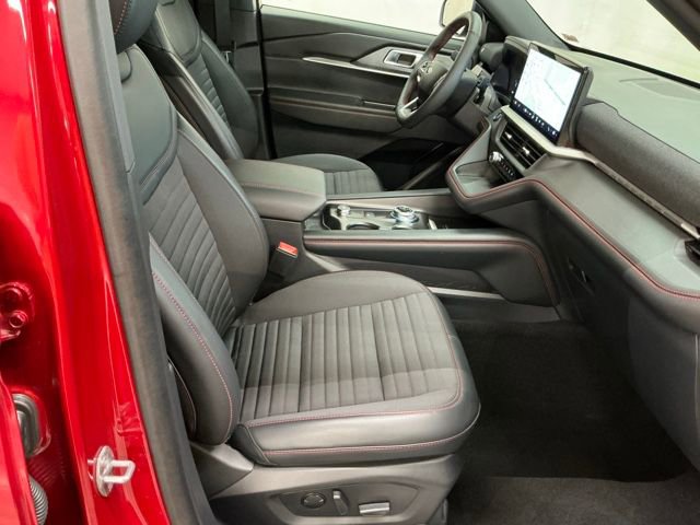 Used 2025 Ford Explorer ST-Line image 20