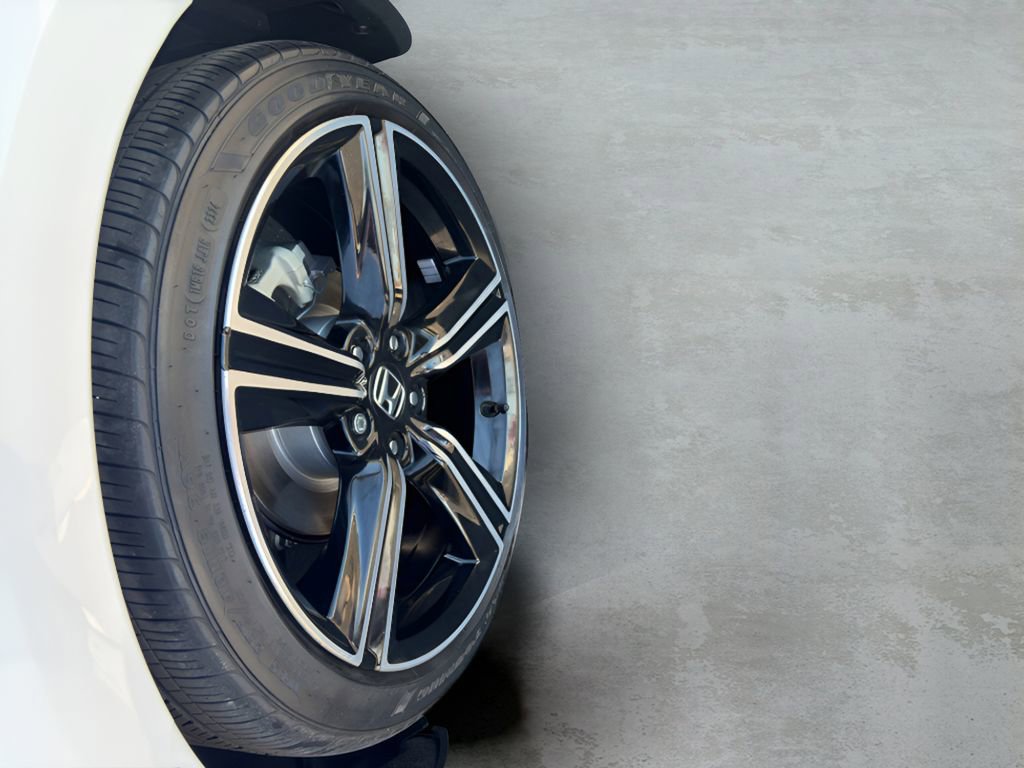 Used 2024 Honda Accord Sport image 17