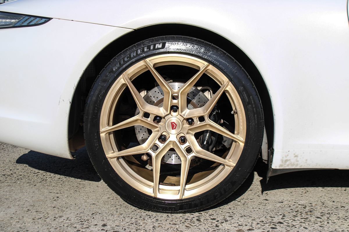 Used 2014 Porsche 911 Carrera image 32