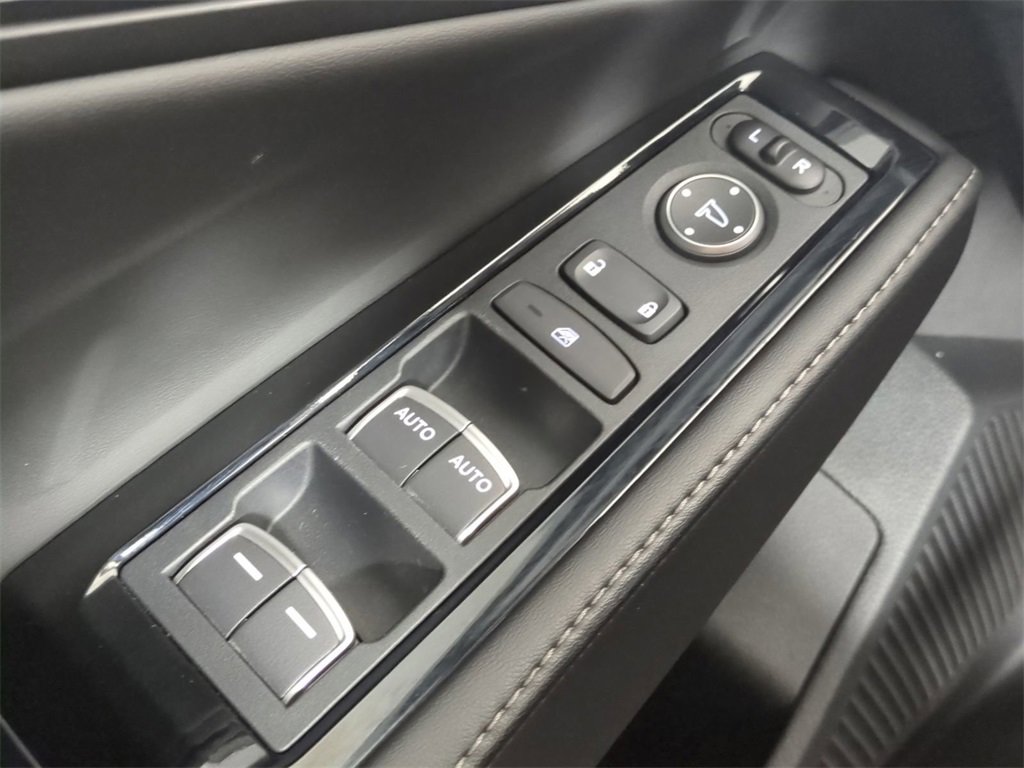 Used 2023 Honda Accord Touring image 30