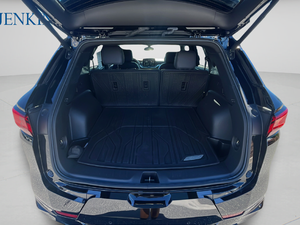 Used 2023 Chevrolet Blazer RS w/ LPO, Cargo Package FWD image 13
