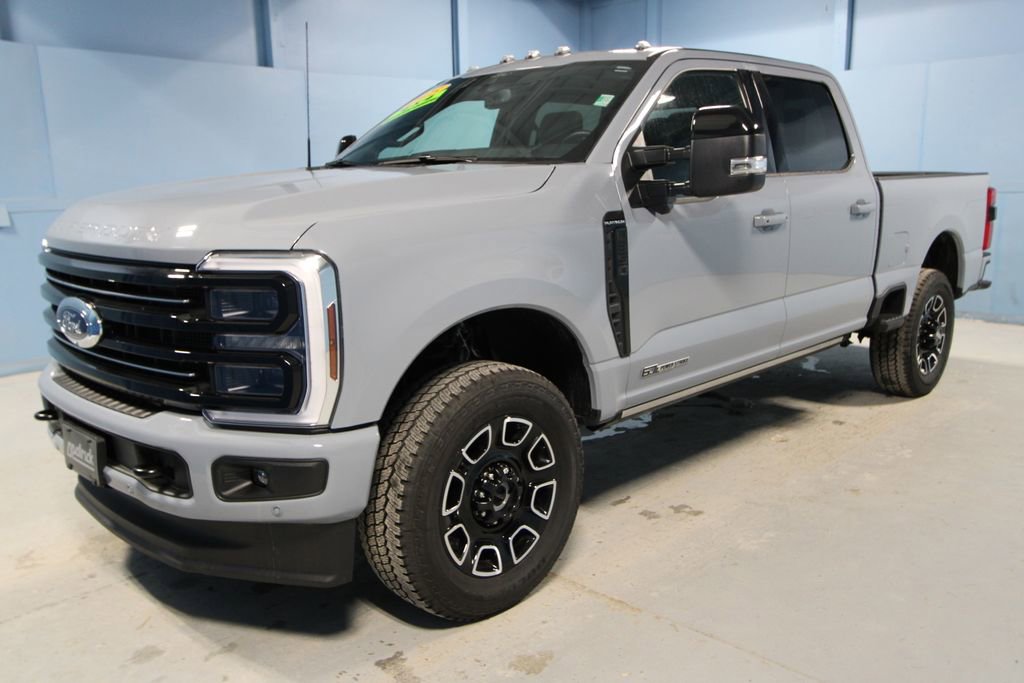 Used 2025 Ford F350 Platinum image 31