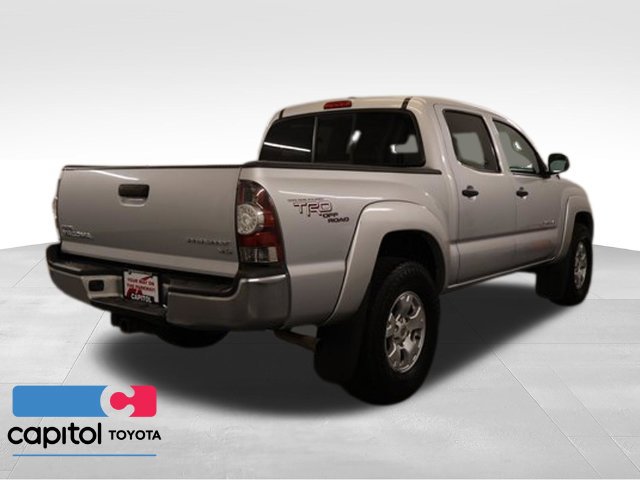 Used 2011 Toyota Tacoma PreRunner w/ TRD Off-Road Pkg w/JBL Audio RWD image 2
