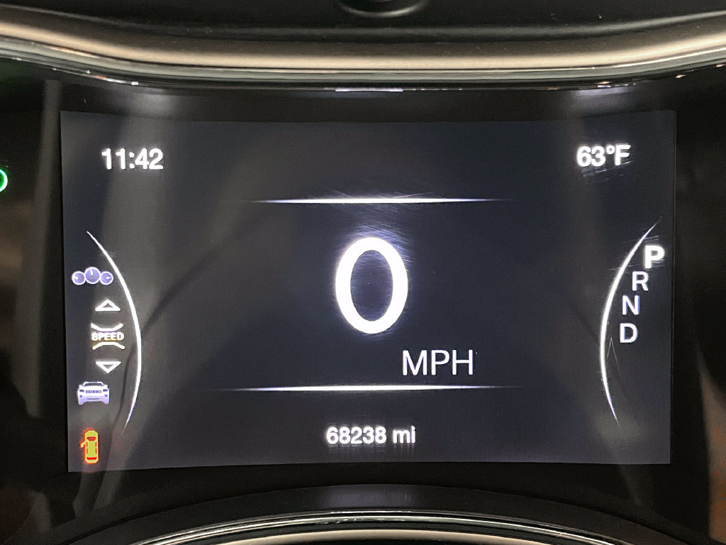 Used 2017 Jeep Grand Cherokee Laredo w/ Quick Order Package 23E AWD/4WD image 26