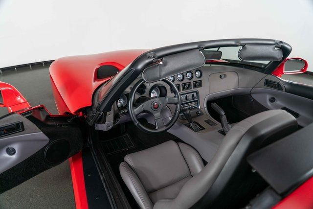 Used 1992 Dodge Viper RT/10 RWD image 16