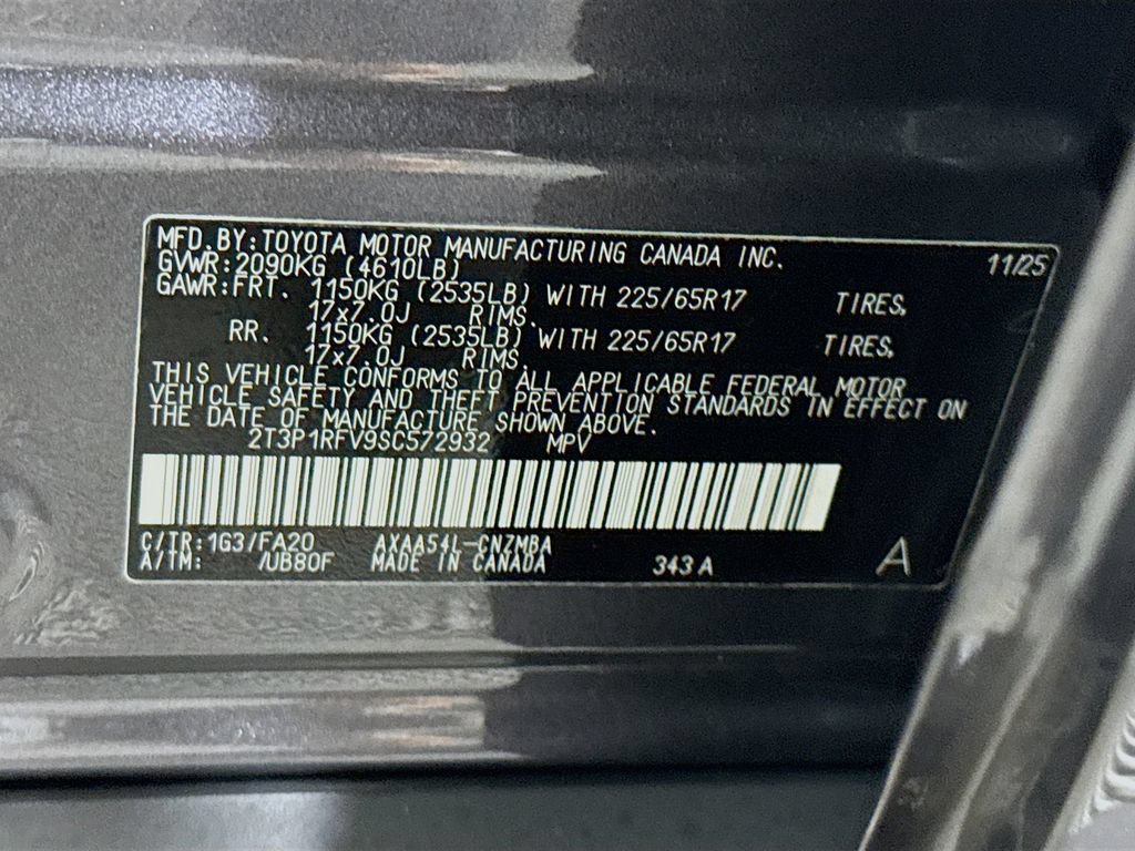 Certified 2025 Toyota RAV4 XLE AWD/4WD image 35