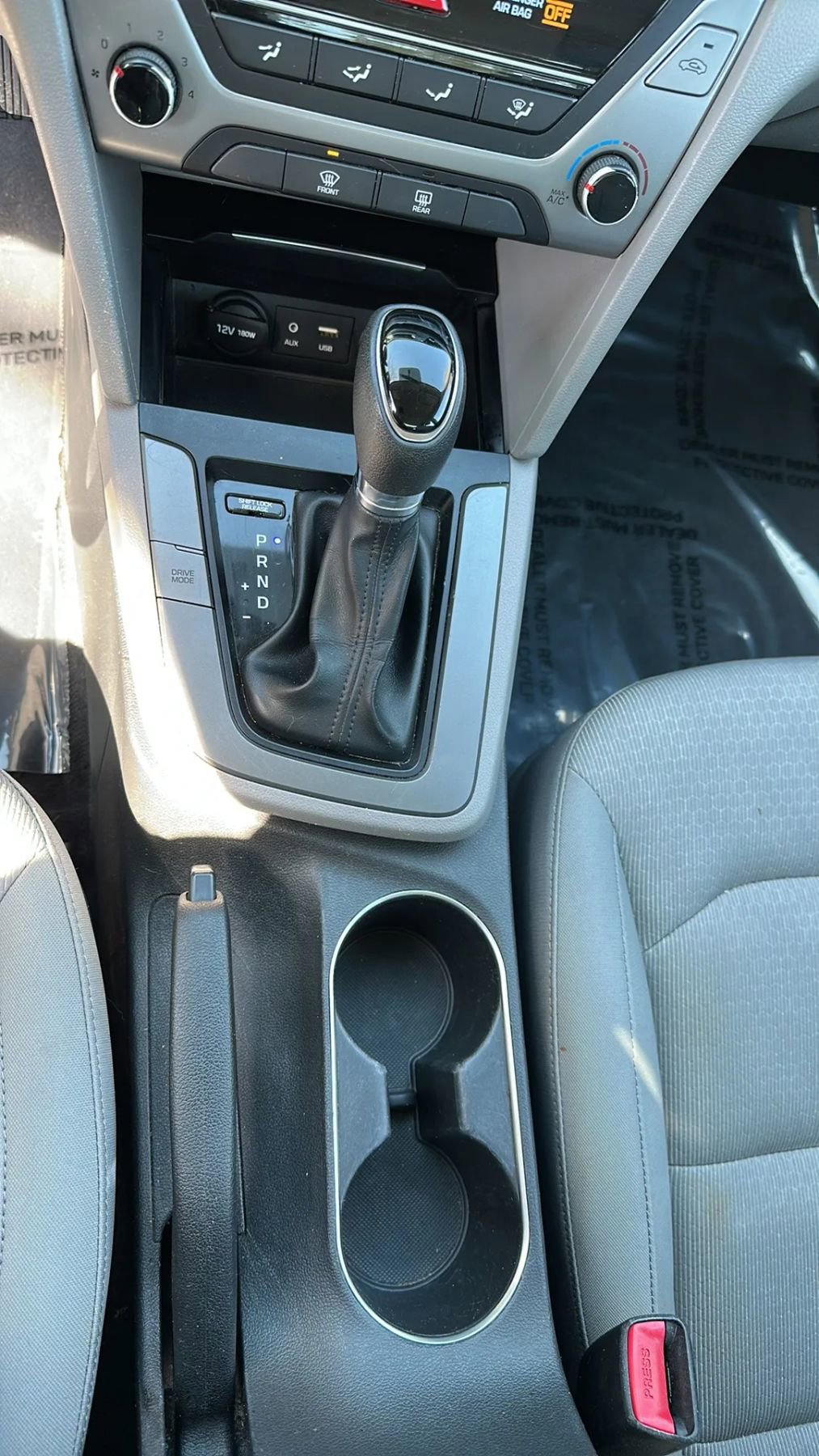 Used 2017 Hyundai Elantra SE image 37