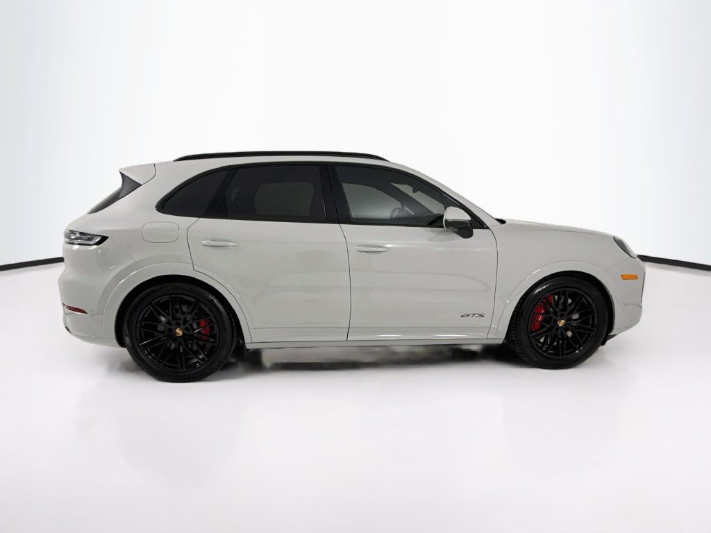 New 2026 Porsche Cayenne GTS AWD/4WD image 8