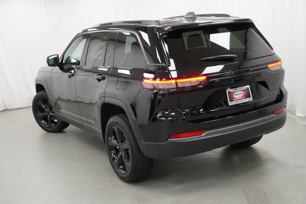 New 2026 Jeep Grand Cherokee Limited w/ Limited Altitude Package AWD/4WD image 15