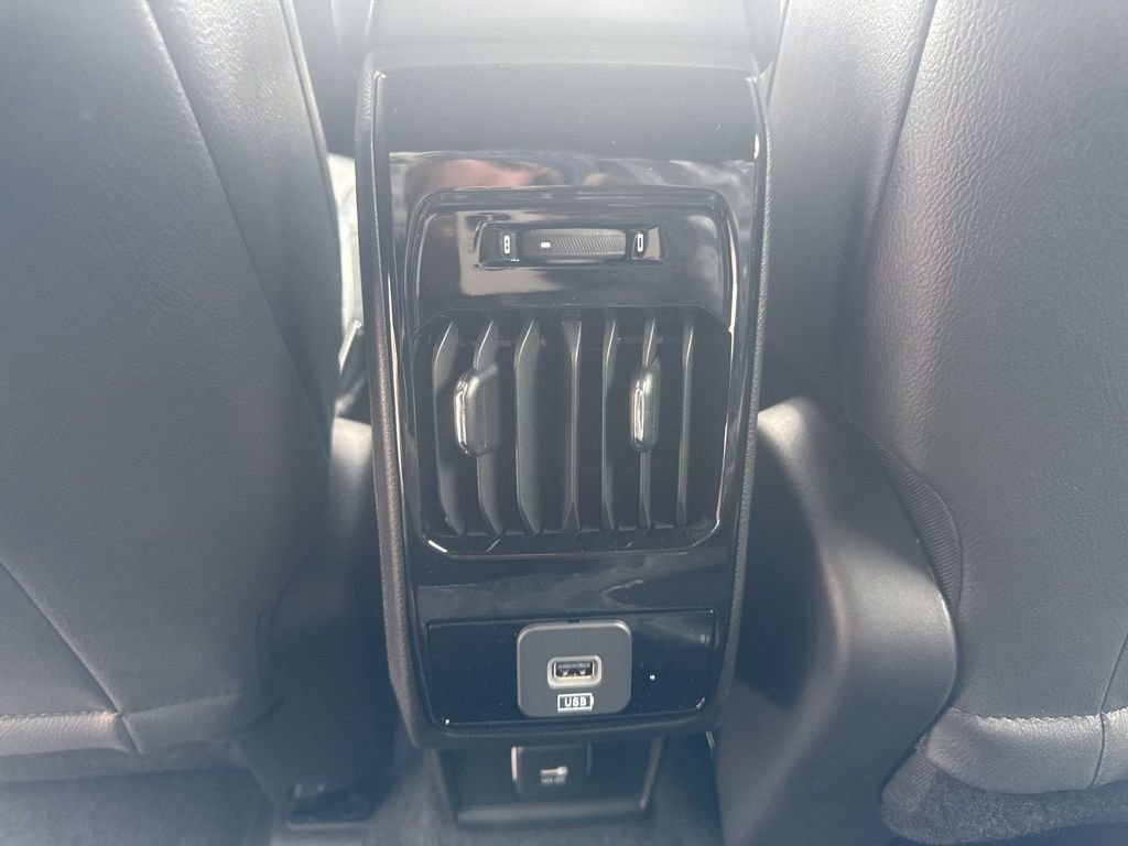 New 2026 Jeep Compass Latitude image 34