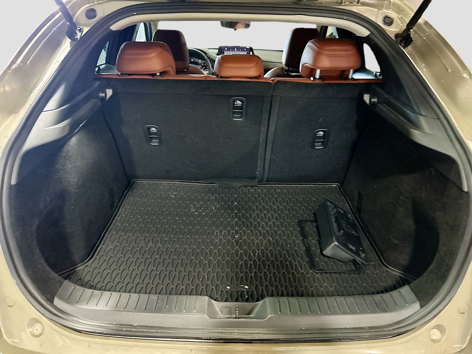 Used 2024 MAZDA CX-30 Carbon image 28