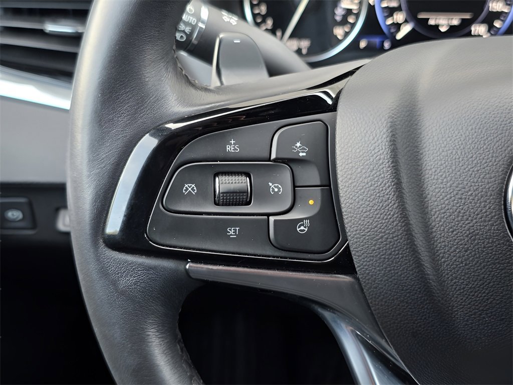 Used 2024 Buick Enclave Avenir w/ Avenir Technology Package image 28