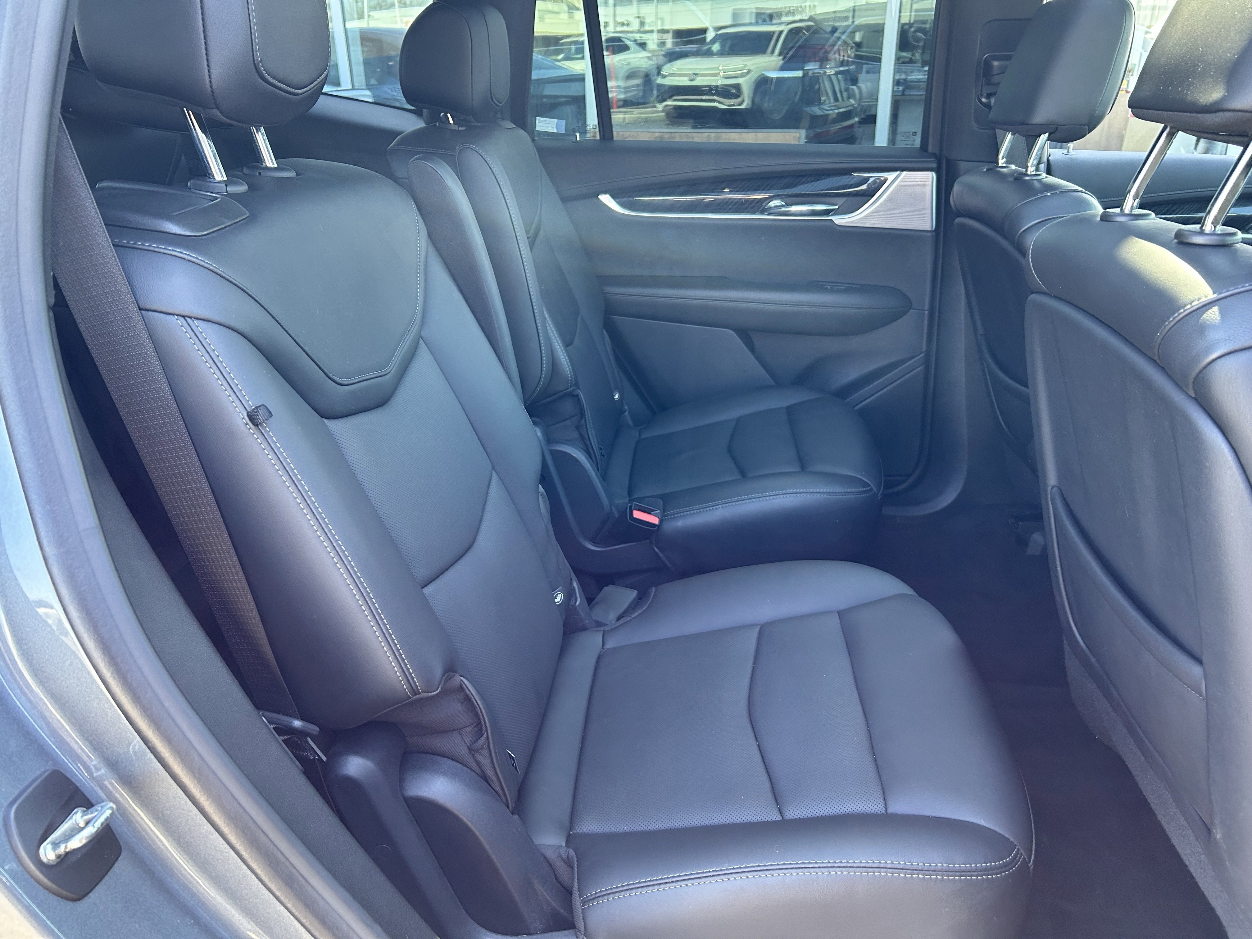 Used 2021 Cadillac XT6 Premium Luxury image 27