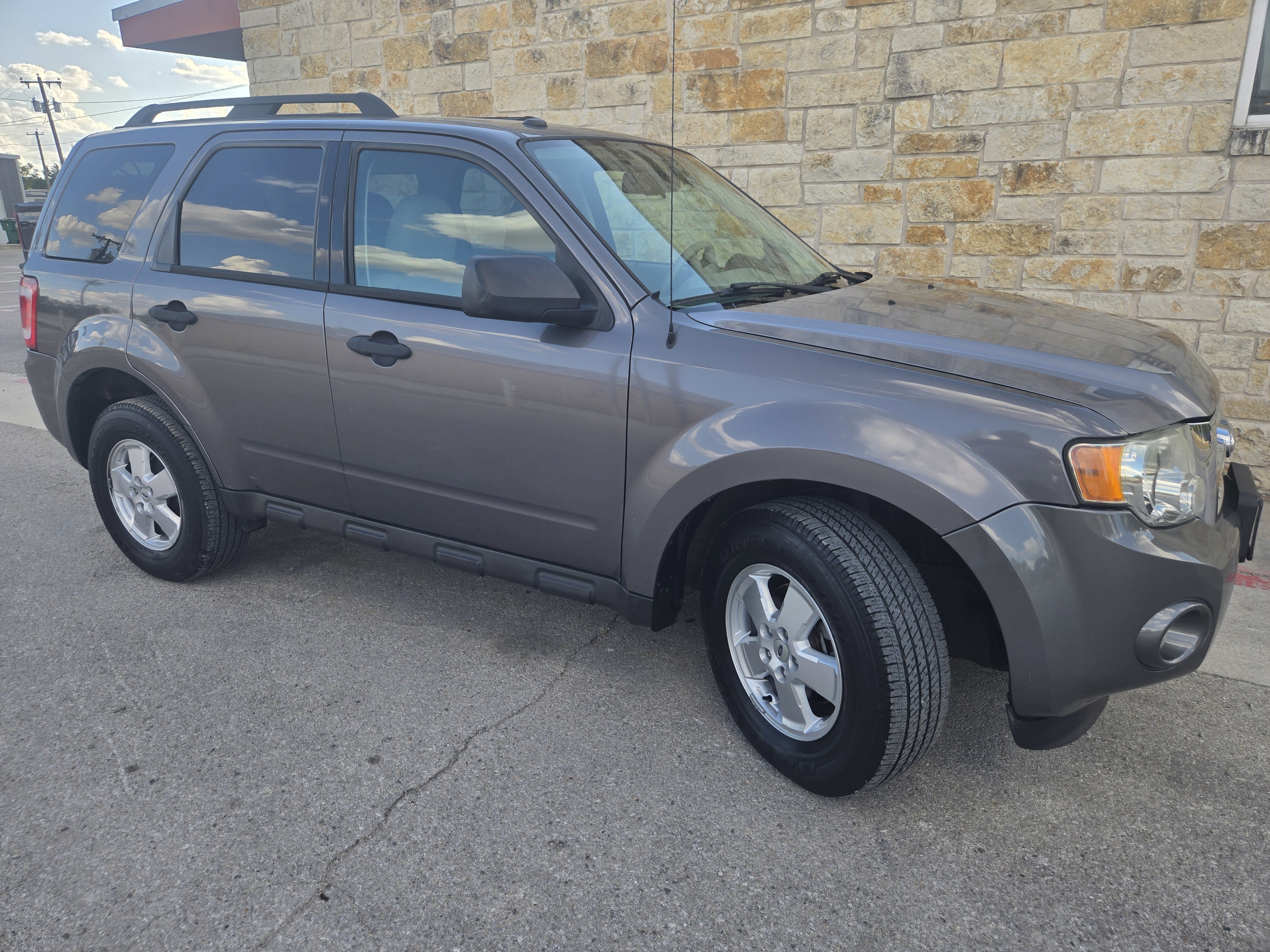 Used 2012 Ford Escape XLT image 16
