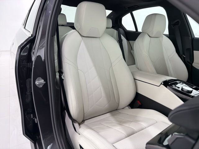 Certified 2024 BMW 530i xDrive w/ Premium Package AWD/4WD image 19
