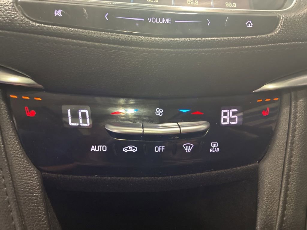 Used 2019 Cadillac XT5 Luxury FWD image 34