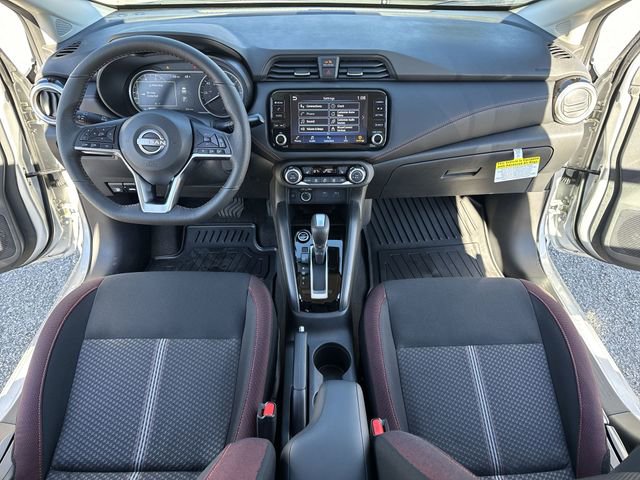 New 2025 Nissan Versa SR w/ Trunk Package FWD image 9