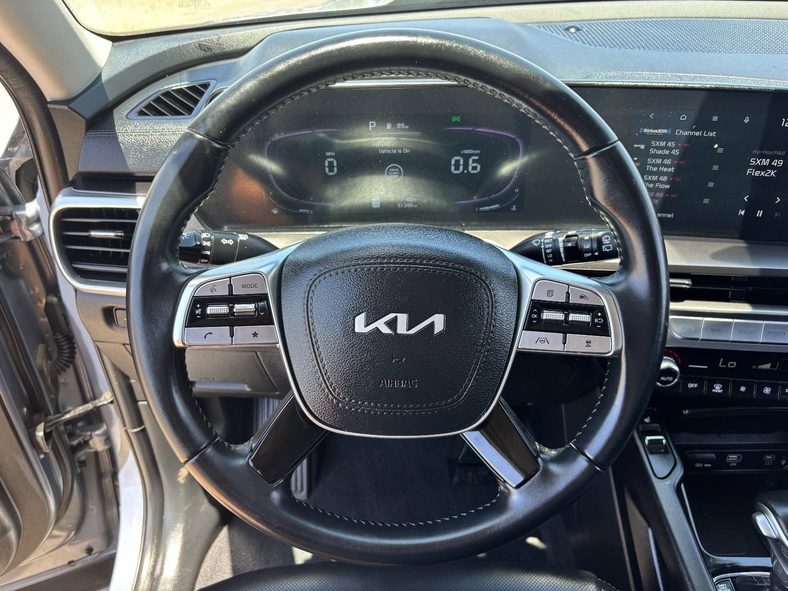 Used 2024 Kia Telluride S w/ S Sunroof Package FWD image 26