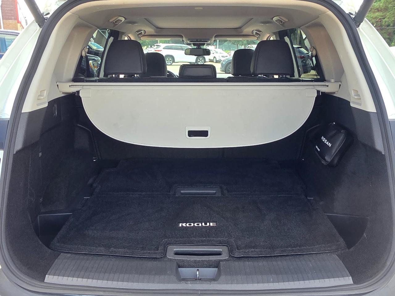 Used 2022 Nissan Rogue SL w/ SL Premium Package AWD/4WD image 18