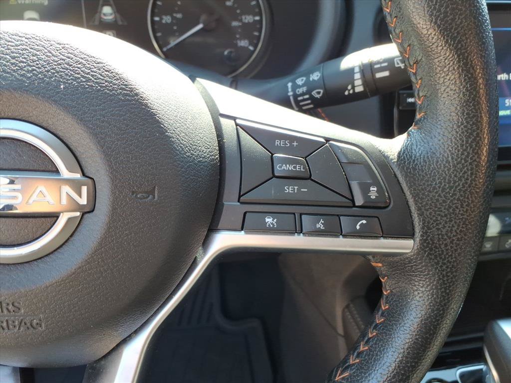 Used 2023 Nissan Kicks SR w/ SR Premium Package FWD image 24