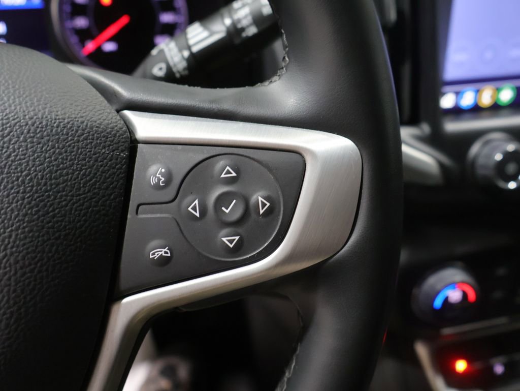 Used 2024 GMC Terrain SLT AWD/4WD image 33