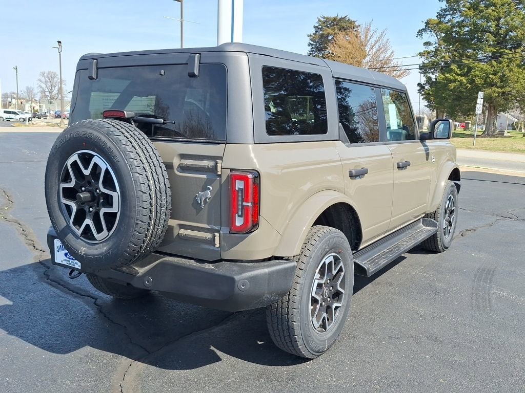 New 2026 Ford Bronco Outer Banks AWD/4WD image 22