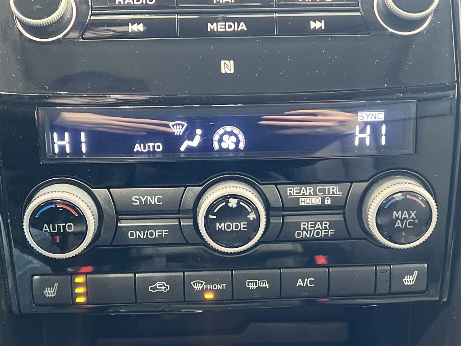 Used 2022 Subaru Ascent Onyx Edition image 19