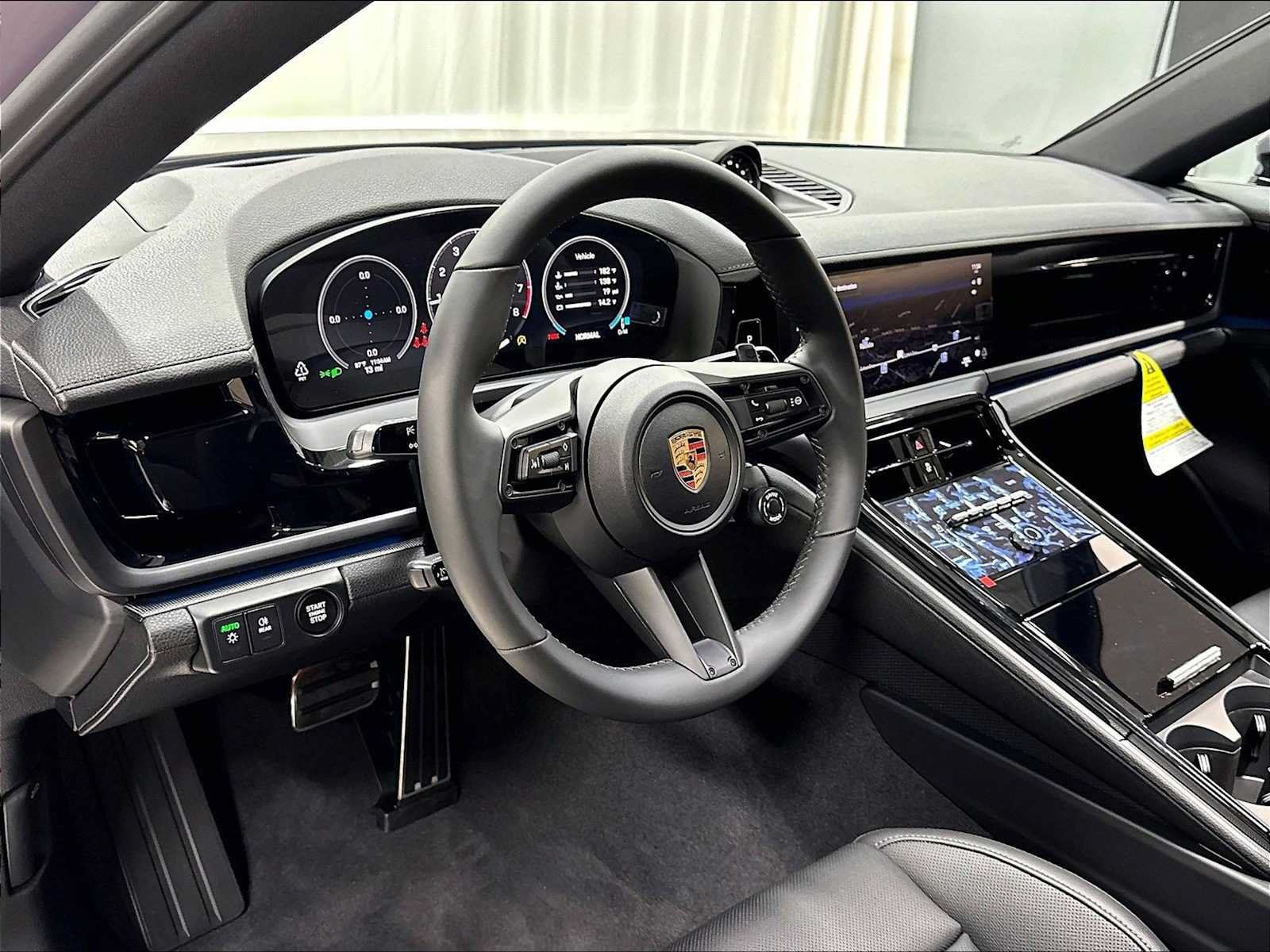 New 2026 Porsche Panamera 4 AWD/4WD image 4