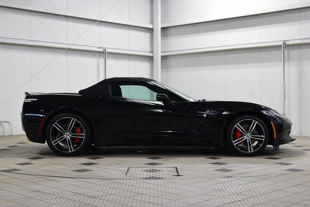 Used 2016 Chevrolet Corvette Stingray Convertible w/ Battery Protection Package image 9
