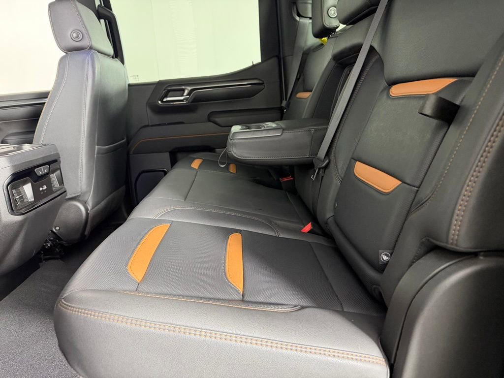 Used 2023 GMC Sierra 1500 AT4 w/ AT4 Preferred Package AWD/4WD image 27