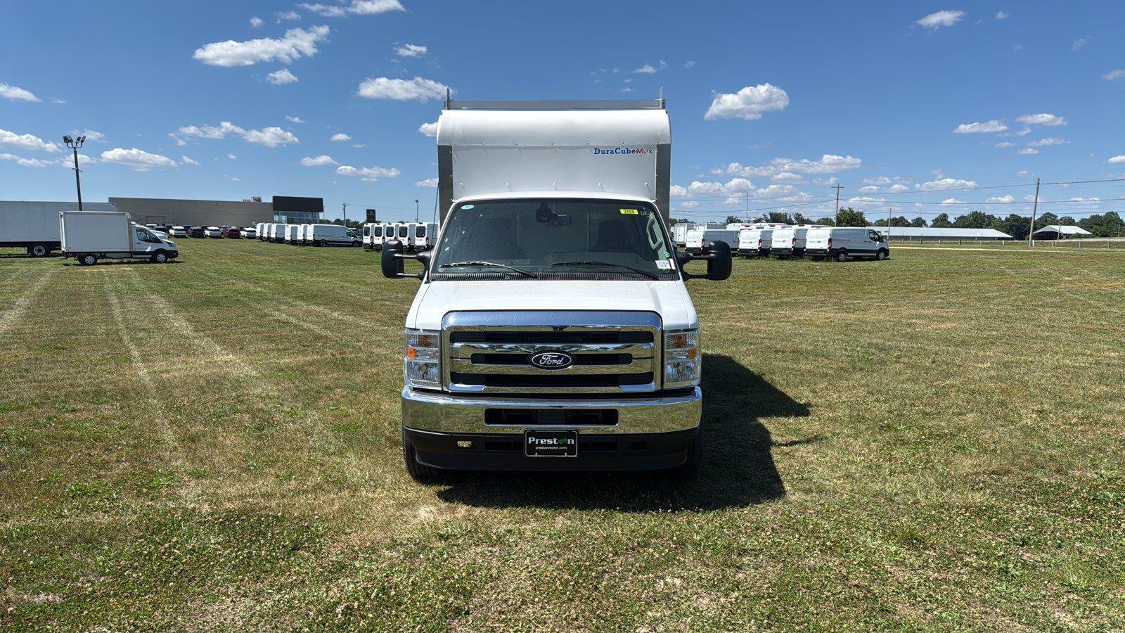 New 2027 Ford E-350 and Econoline 350 Super Duty w/ Power Equipment Group RWD image 8