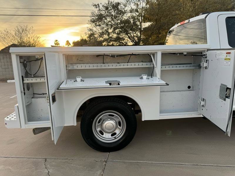 Used 2022 Ford F250 XL w/ Power Equipment Group image 14